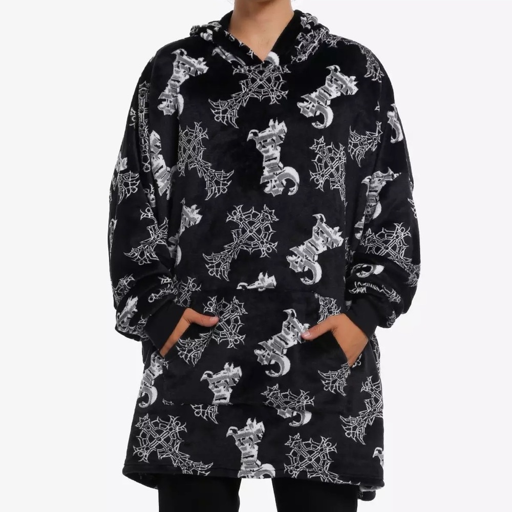 Ghost Grucifix Plush Oversized Hoodie‎ Hot Topic Nameless Ghouls Papa Emeritus